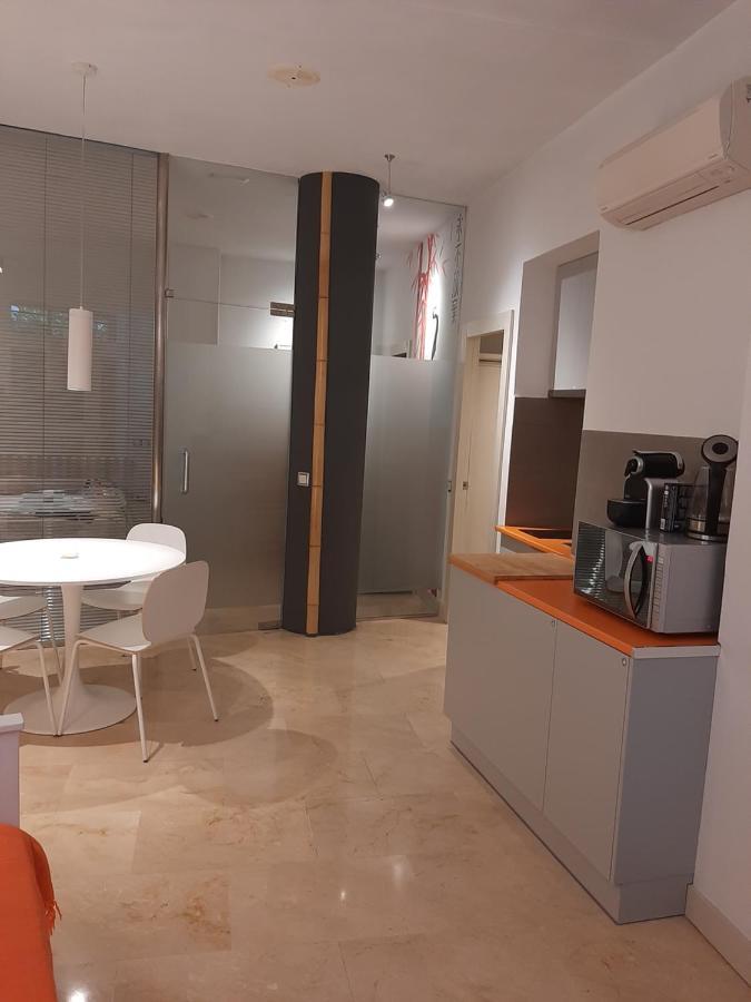 Estudio Con Parking Privado Apartamento Madri Exterior foto